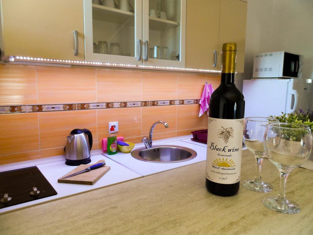 Apartments Miles Utjeha Zewnętrze zdjęcie