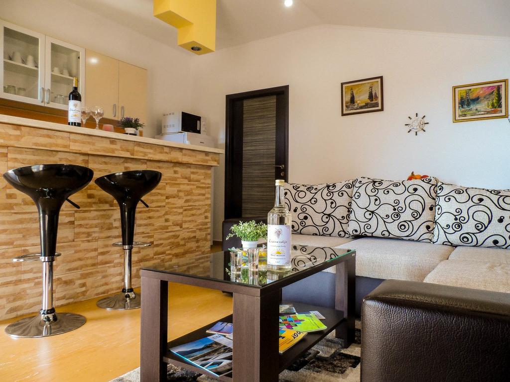 Apartments Miles Utjeha Zewnętrze zdjęcie