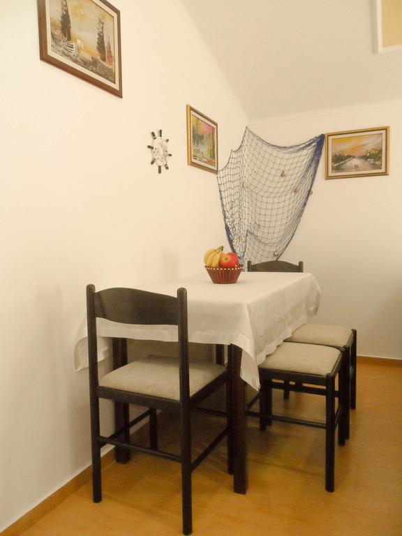 Apartments Miles Utjeha Zewnętrze zdjęcie