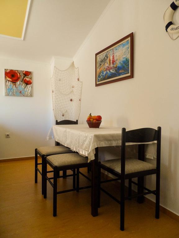 Apartments Miles Utjeha Zewnętrze zdjęcie