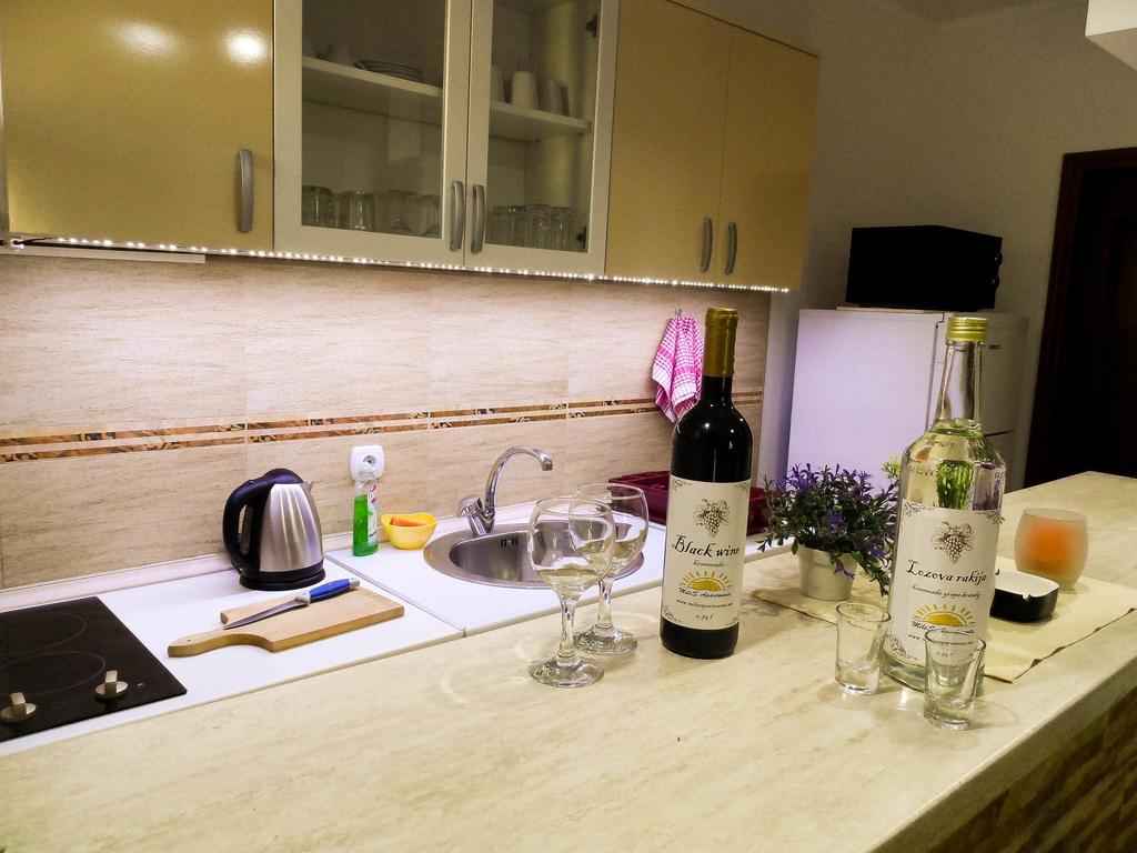 Apartments Miles Utjeha Zewnętrze zdjęcie